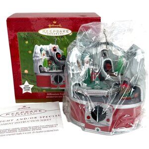 Hallmark Keepsake Ornament Millennium Express Train Magic Light Motion &‎ Sound